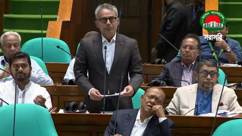 চট্টগ্রাম-কক্সবাজার মহাসড়ক ৪ লেন করার পরিকল্পনা নেওয়া হয়েছে: সড়ক পরিবহন ও সেতুমন্ত্রী