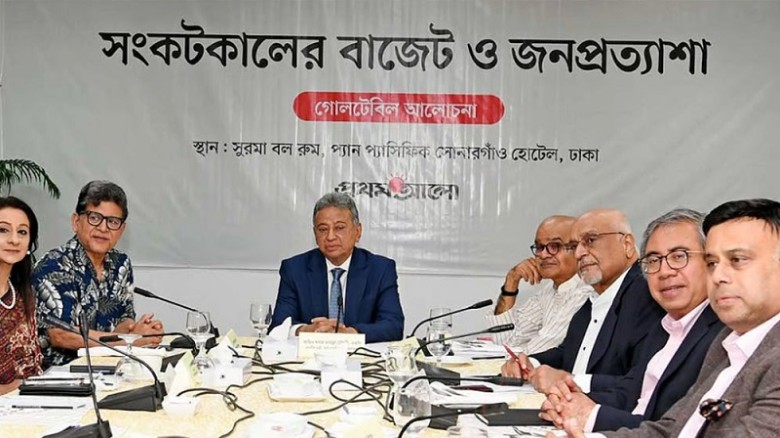 সাধারণ রেস্তোরাঁ ও ক্ষুদ্র দোকান থেকেও নেয়া হবে কর: অর্থমন্ত্রী