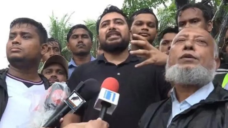 সরকার পারছে না, এখন দোষ দিয়ে লাভ নেই : বন্যা প্রসঙ্গে নাহিদ ইসলাম